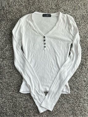 Liz & Sara White Ribbed Long-Sleeve Henley